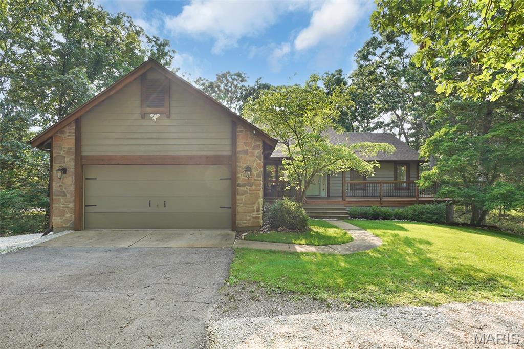 877 Red Fox Drive