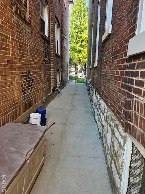 Tiny photo for 1832 Russell Boulevard, St Louis, MO 63104 (MLS # 25069395)
