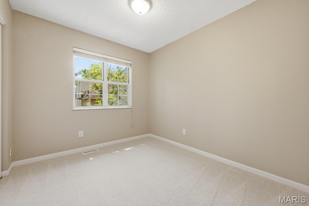 Brentwood Forest Condo Ph Nine - Residential