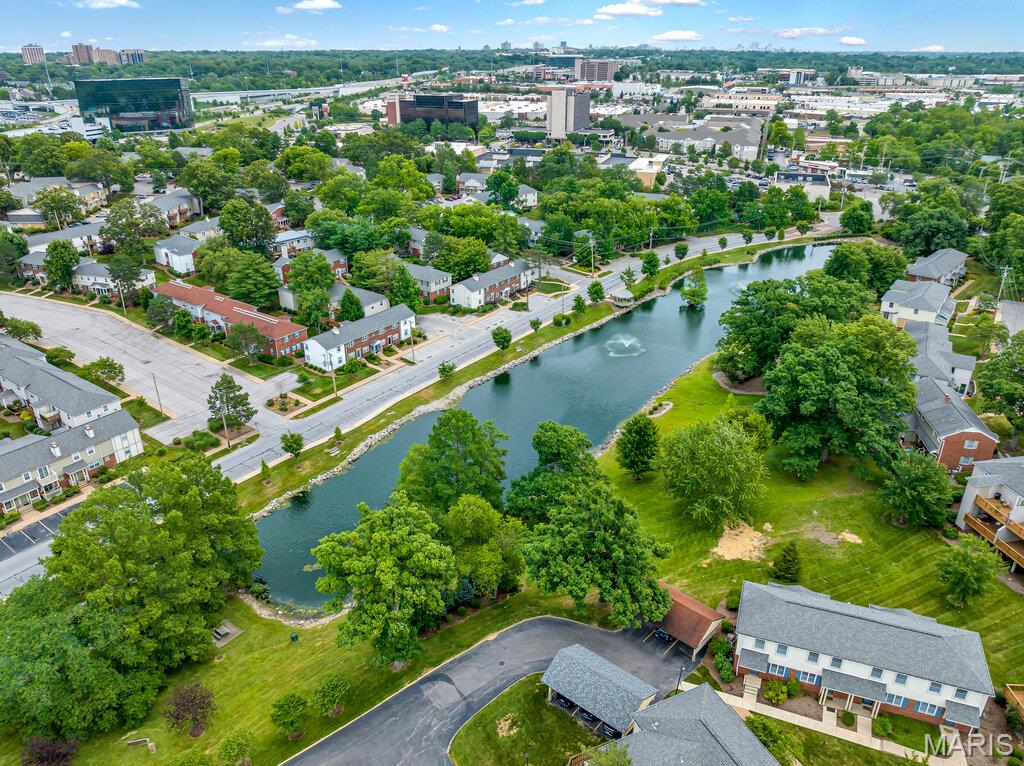 Brentwood Forest Condo Ph Nine - Residential