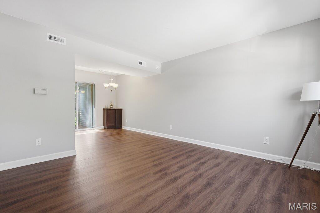 Brentwood Forest Condo Ph Nine - Residential