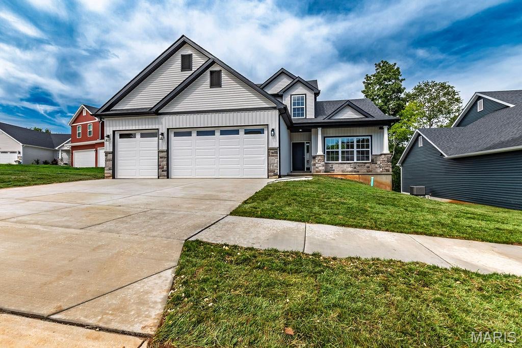 3725 Bullsway Drive