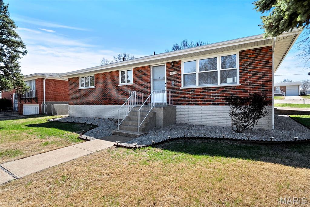 Heege Court - Residential