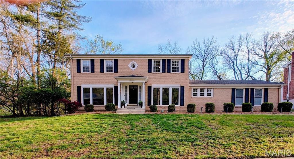 Photo of 13140 Greenbough Drive, Unincorporated, MO 63146 (MLS # 26017268)