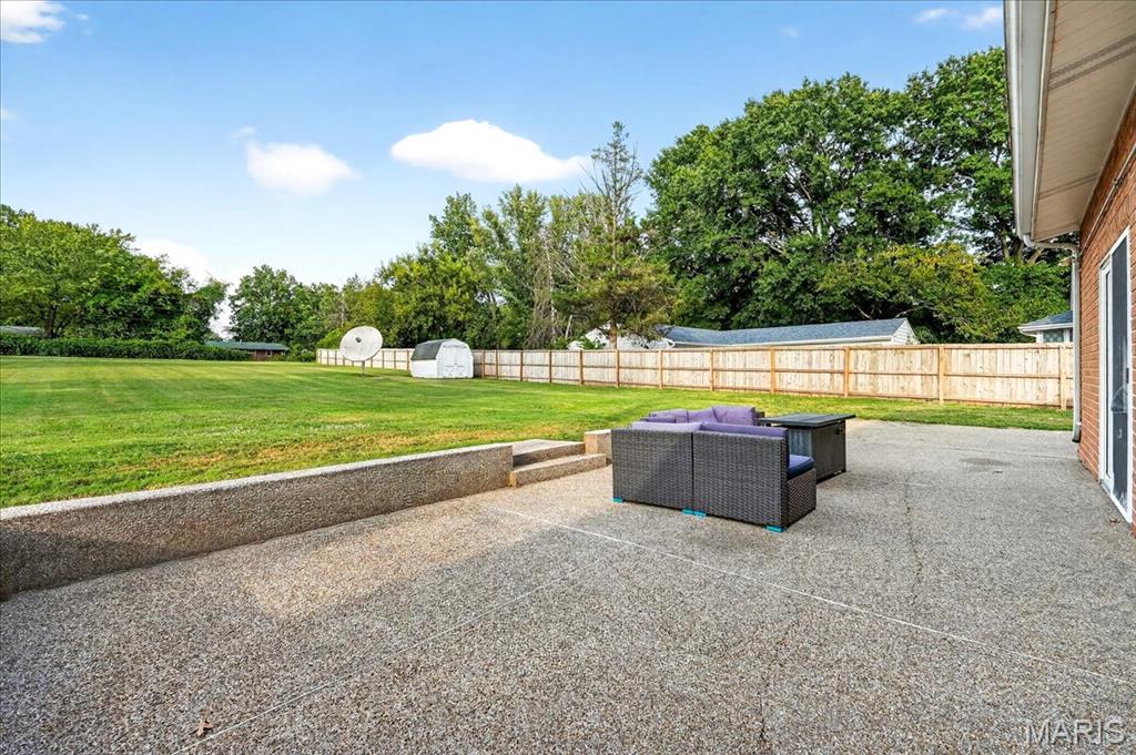 St Louis, Missouri 63138, United States, 2 Bedrooms Bedrooms, ,2 BathroomsBathrooms,Residential,Active,203403