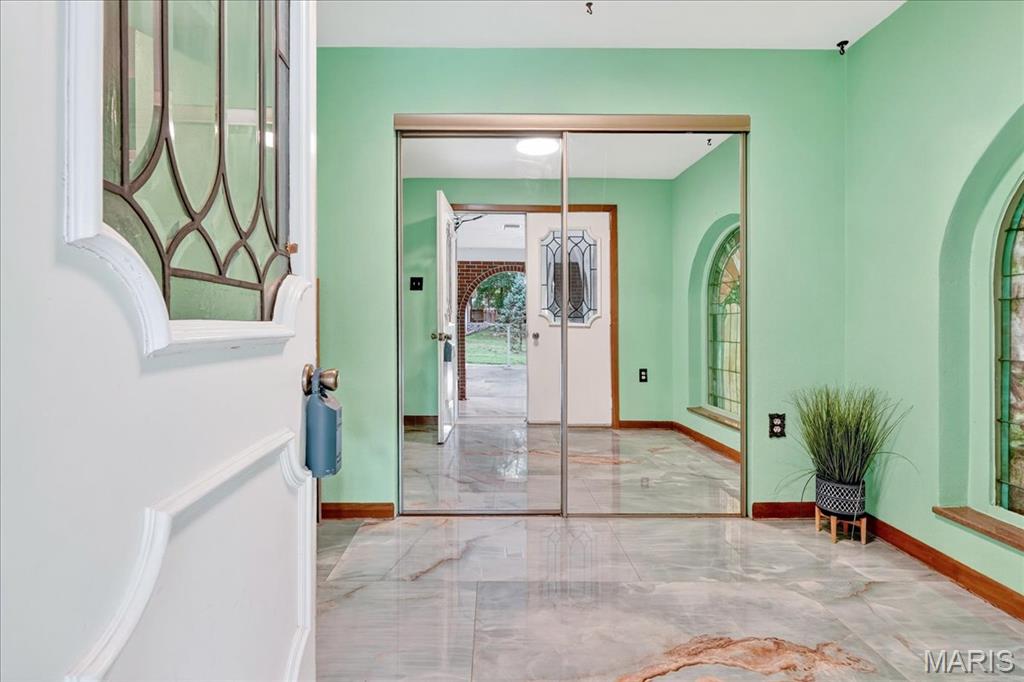 St Louis, Missouri 63138, United States, 2 Bedrooms Bedrooms, ,2 BathroomsBathrooms,Residential,Active,203403