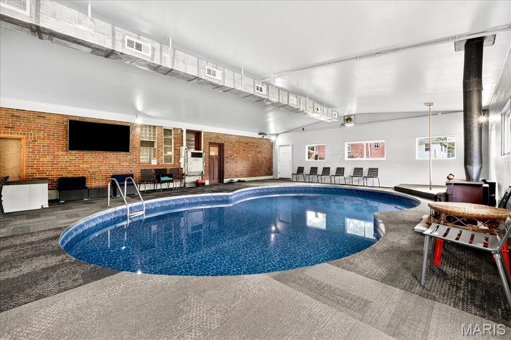 St Louis, Missouri 63138, United States, 2 Bedrooms Bedrooms, ,2 BathroomsBathrooms,Residential,Active,203403