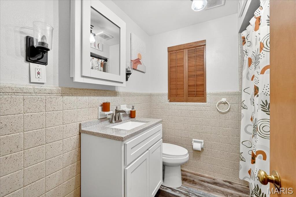 St Louis, Missouri 63138, United States, 2 Bedrooms Bedrooms, ,2 BathroomsBathrooms,Residential,Active,203403