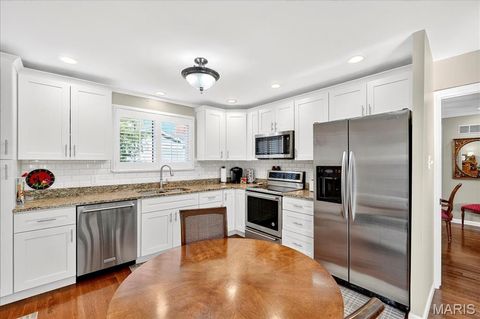 Tiny photo for 15812 Newton Ridge Drive, Chesterfield, MO 63017 (MLS # 25069545)