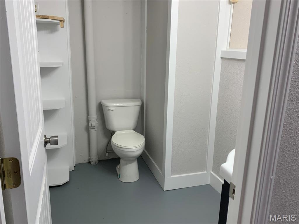 NA - Commercial Sale