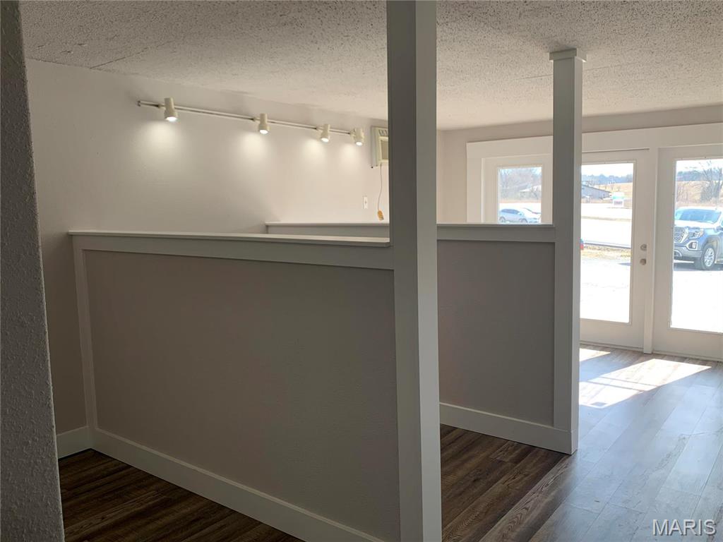 NA - Commercial Sale