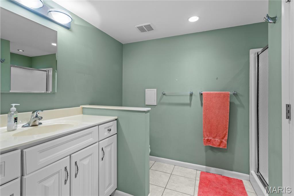 Riverton Homes Condo - Residential