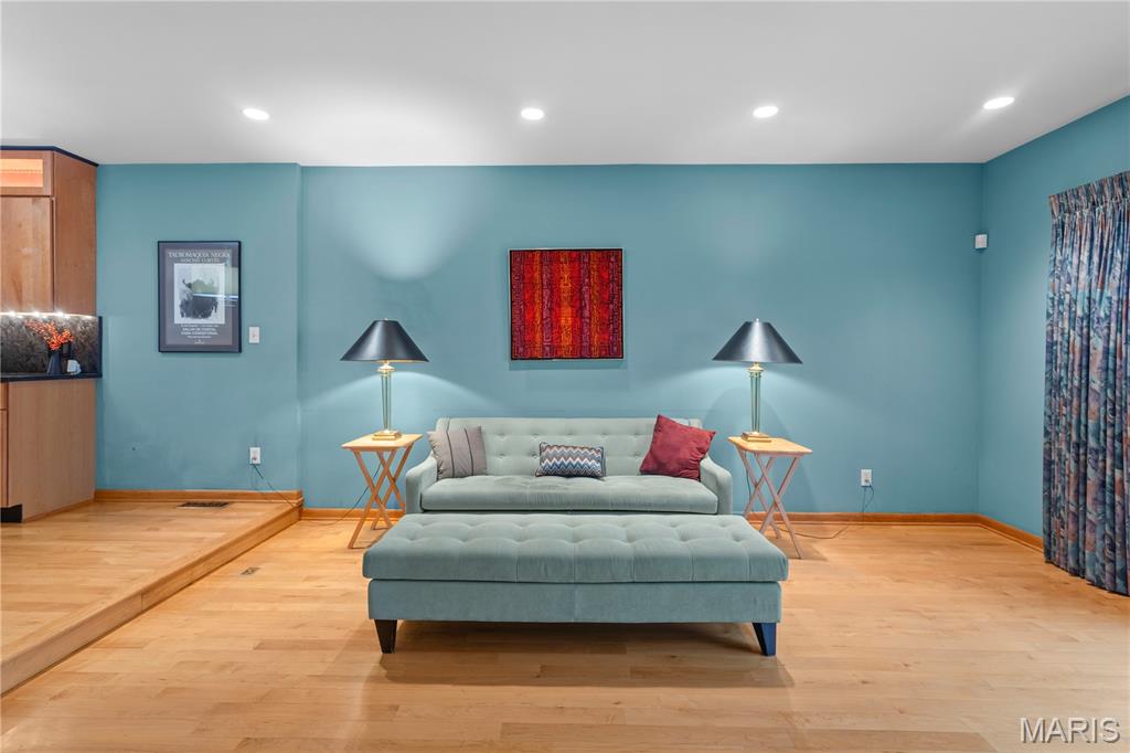 Riverton Homes Condo - Residential