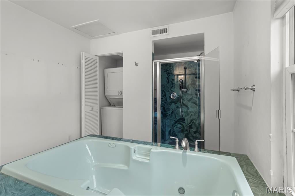 Riverton Homes Condo - Residential