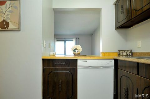 Tiny photo for 1190 Calley Drive #C, St Louis, MO 63125 (MLS # 26014419)