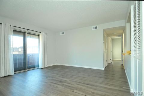 Tiny photo for 1190 Calley Drive #C, St Louis, MO 63125 (MLS # 26014419)