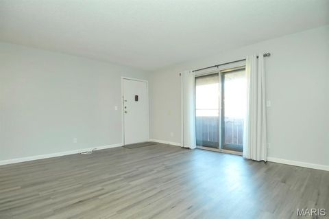 Tiny photo for 1190 Calley Drive #C, St Louis, MO 63125 (MLS # 26014419)