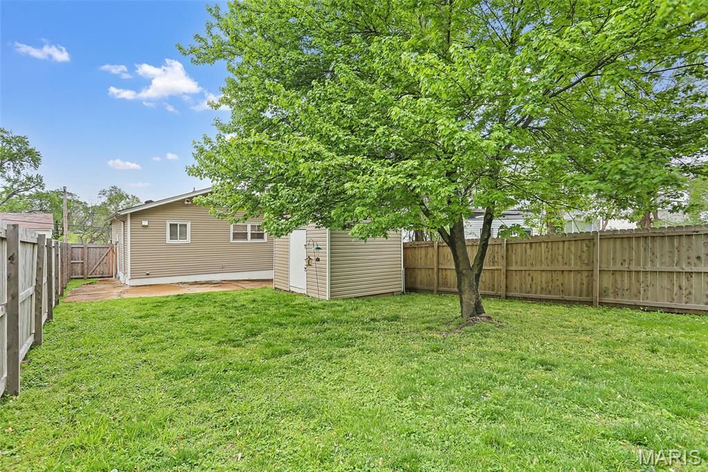 Photo of 116 Horn Avenue, St Louis, MO 63125 (MLS # 26023534)