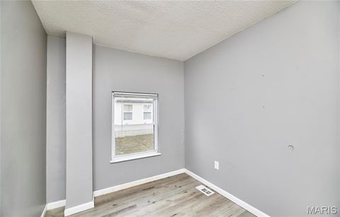 Tiny photo for 900 N Elm Avenue, Webster Groves, MO 63119 (MLS # 26012616)