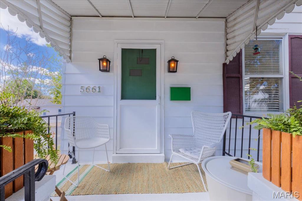 Photo of 5661 Leona Street, St Louis, MO 63116 (MLS # 26055979)