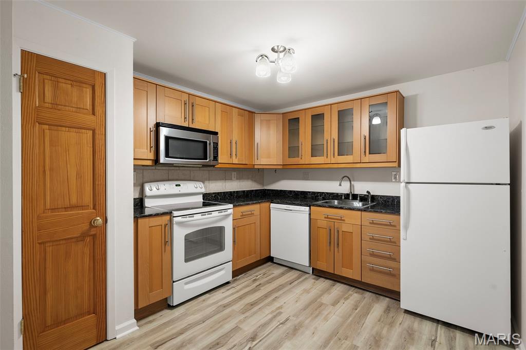Fern Ridge Condo 3 Bldg 8 - Residential