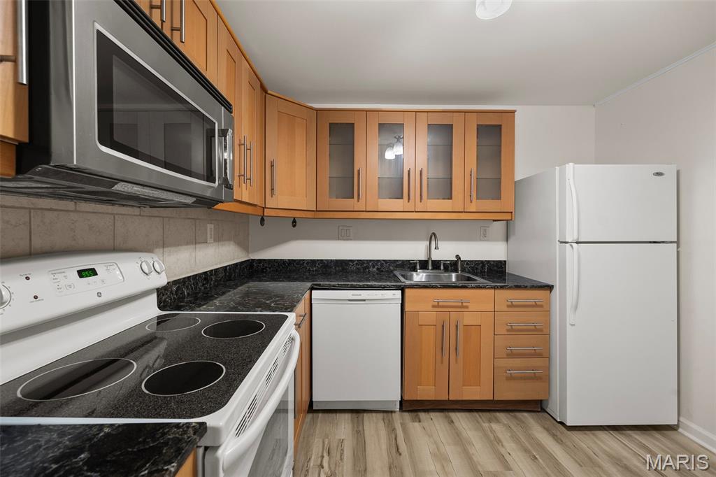Fern Ridge Condo 3 Bldg 8 - Residential