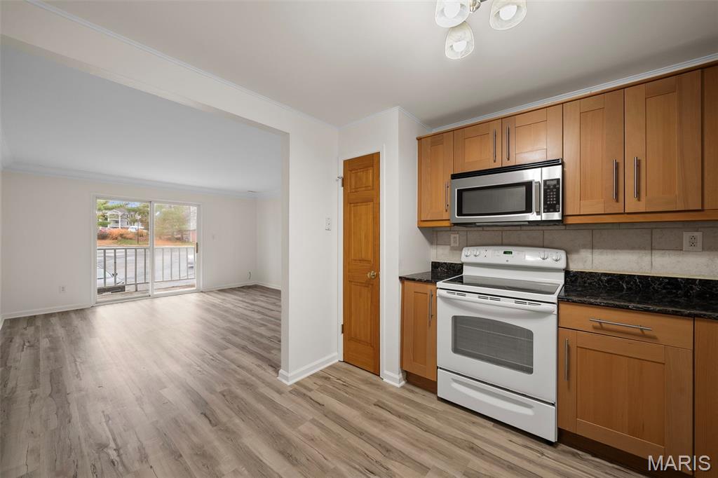 Fern Ridge Condo 3 Bldg 8 - Residential