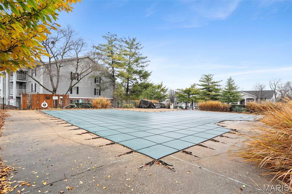 Fern Ridge Condo 3 Bldg 8 - Residential