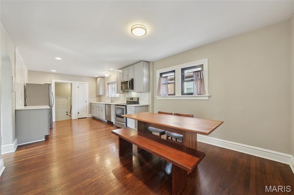 1105 North & South Road