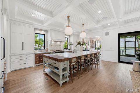 Tiny photo for 530 S Clay Avenue, Kirkwood, MO 63122 (MLS # 26029908)