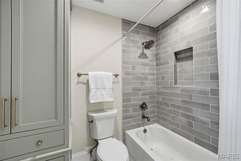 Tiny photo for 530 S Clay Avenue, Kirkwood, MO 63122 (MLS # 26029908)