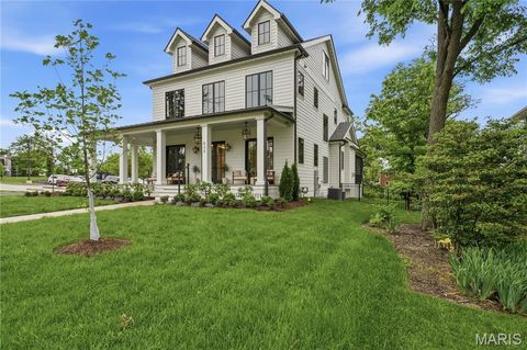 Tiny photo for 530 S Clay Avenue, Kirkwood, MO 63122 (MLS # 26029908)