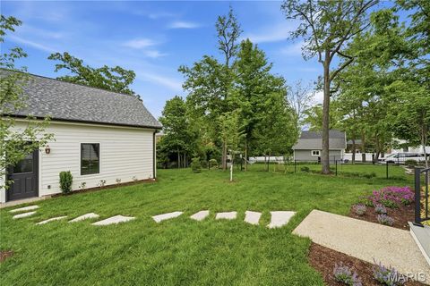 Tiny photo for 530 S Clay Avenue, Kirkwood, MO 63122 (MLS # 26029908)