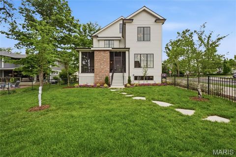 Tiny photo for 530 S Clay Avenue, Kirkwood, MO 63122 (MLS # 26029908)