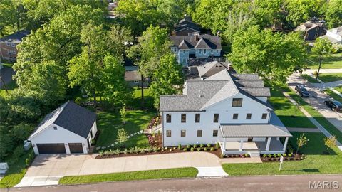 Tiny photo for 530 S Clay Avenue, Kirkwood, MO 63122 (MLS # 26029908)