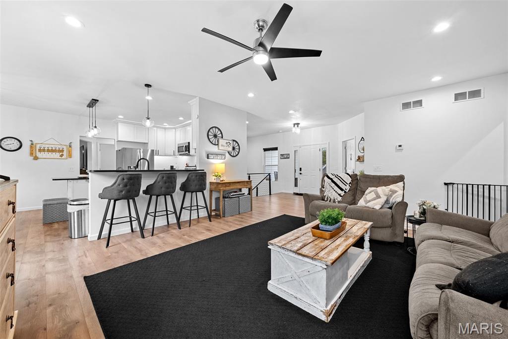 10577 Village Lane