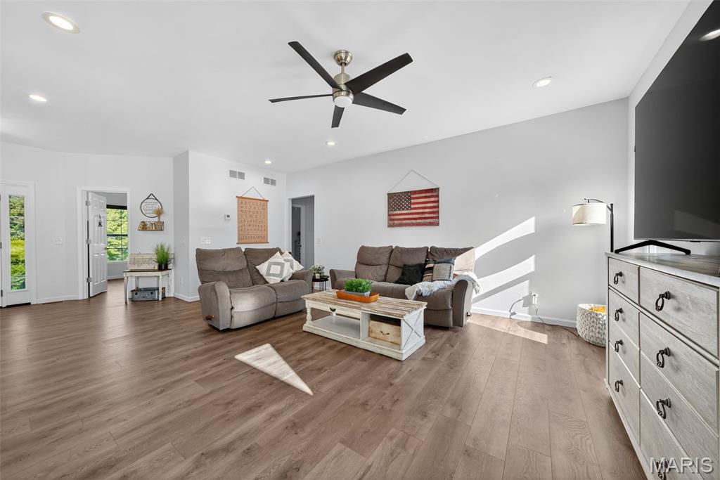 10577 Village Lane