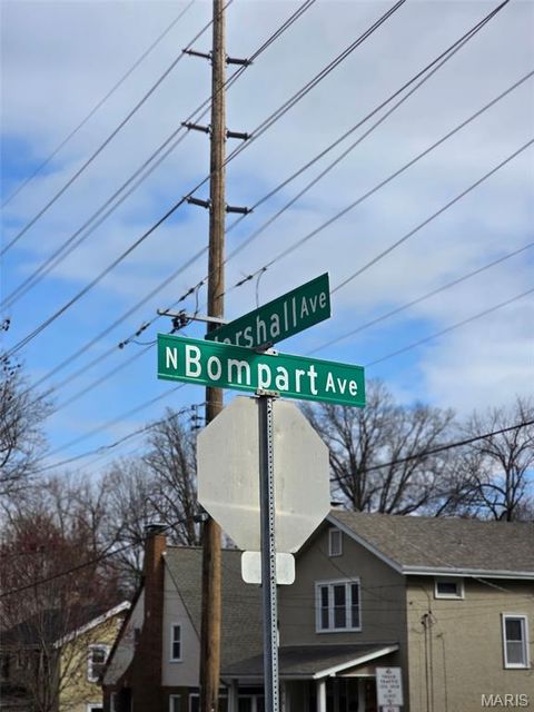 Tiny photo for 1008 N Bompart LOT C************************* Avenue, Webster Groves, MO 63119 (MLS # 26015250)