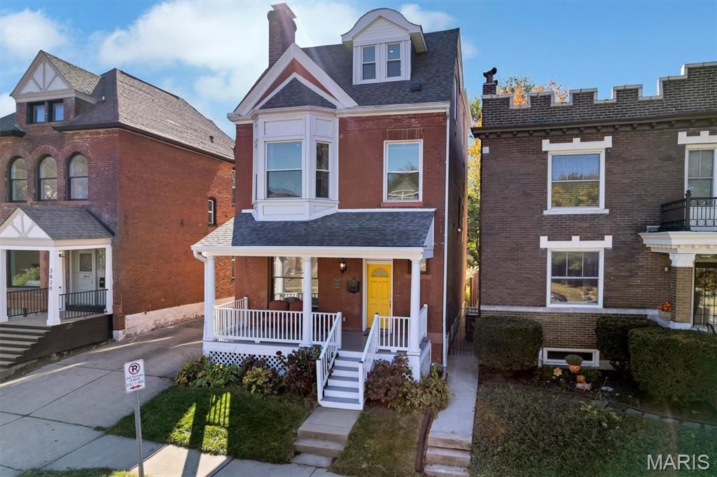 Photo of 3822 Shaw Boulevard, St Louis, MO 63110 (MLS # 25073622)