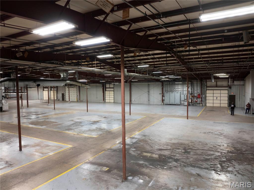 Wagner Indust Park - Commercial Sale