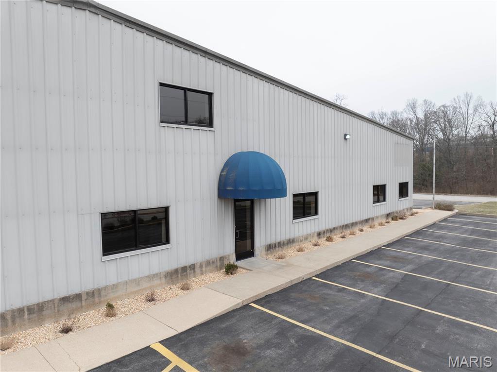 Wagner Indust Park - Commercial Sale