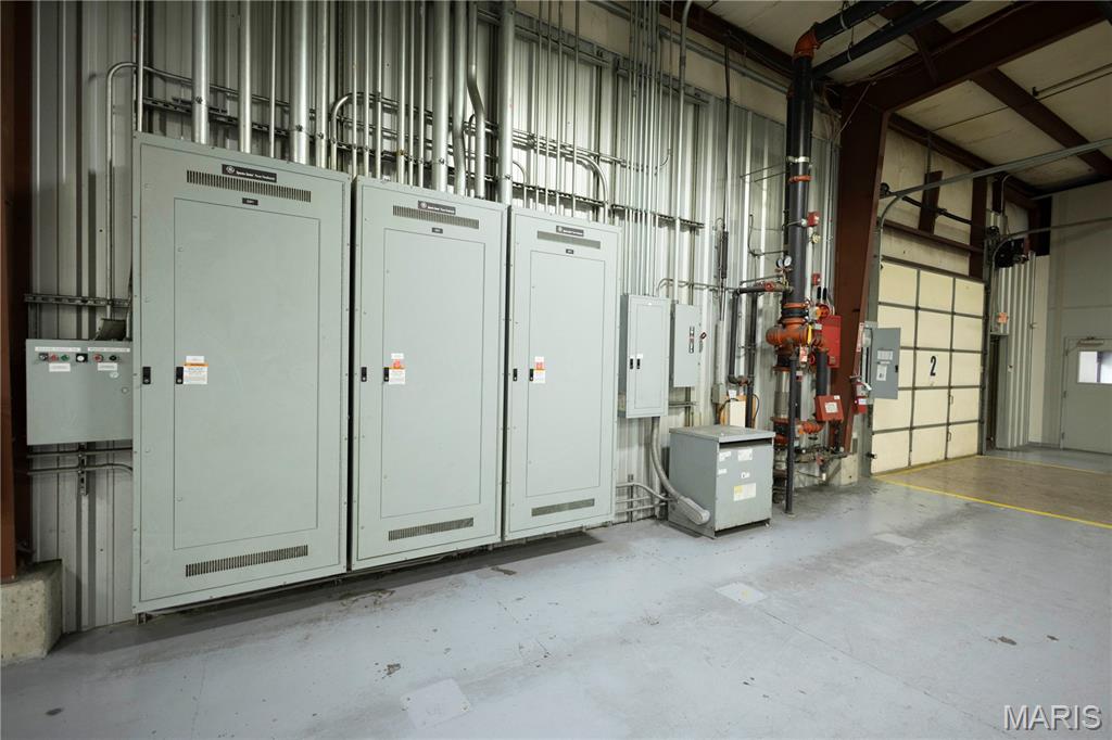 Wagner Indust Park - Commercial Sale