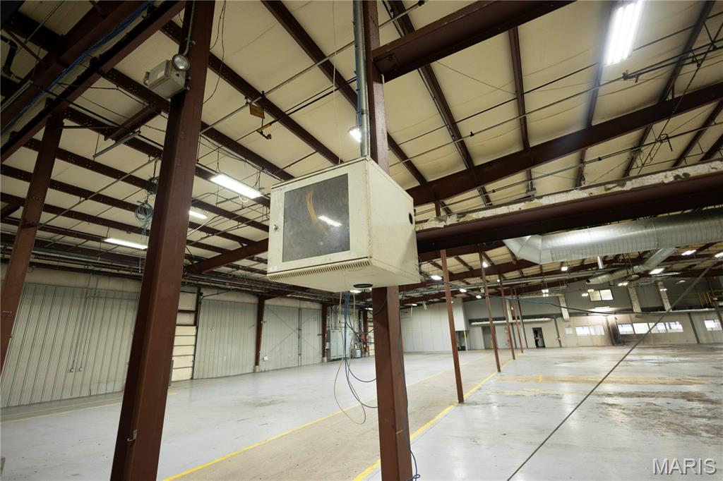 Wagner Indust Park - Commercial Sale