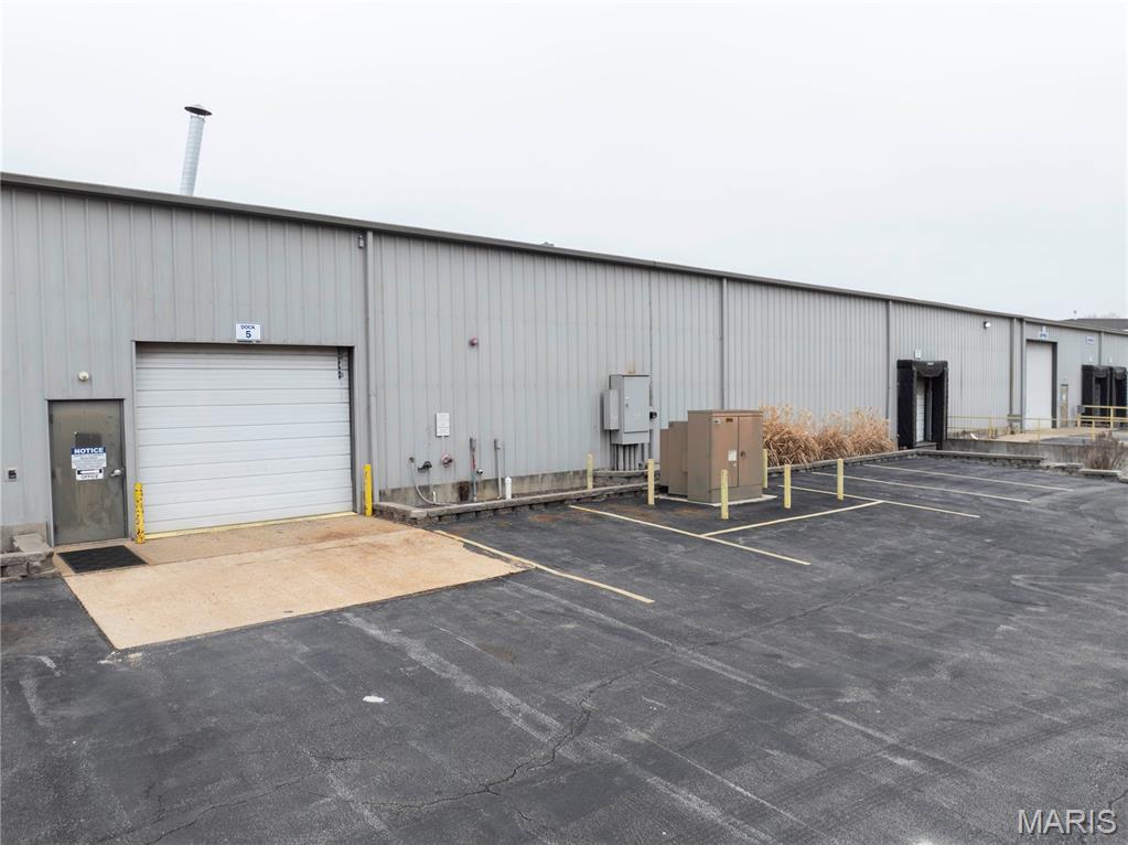 Wagner Indust Park - Commercial Sale