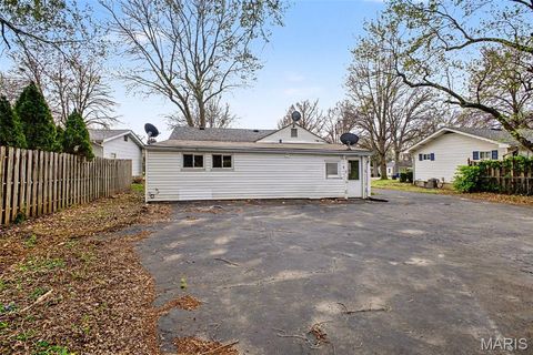 Tiny photo for 1725 Saint Catherine Street, Florissant, MO 63033 (MLS # 26018689)