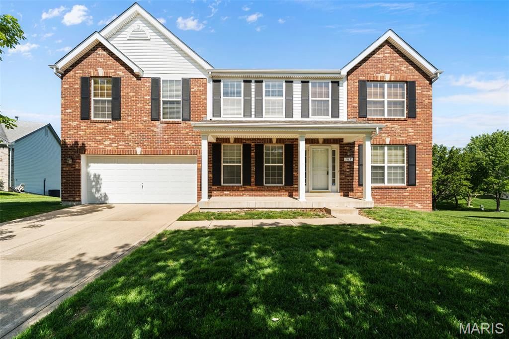 Photo of 1117 Landing Place Drive, Lake Saint Louis, MO 63367 (MLS # 26024843)