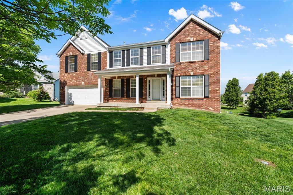 Photo of 1117 Landing Place Drive, Lake Saint Louis, MO 63367 (MLS # 26024843)