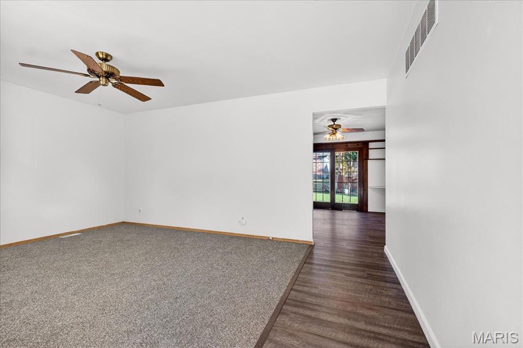 575 Candle Light Lane