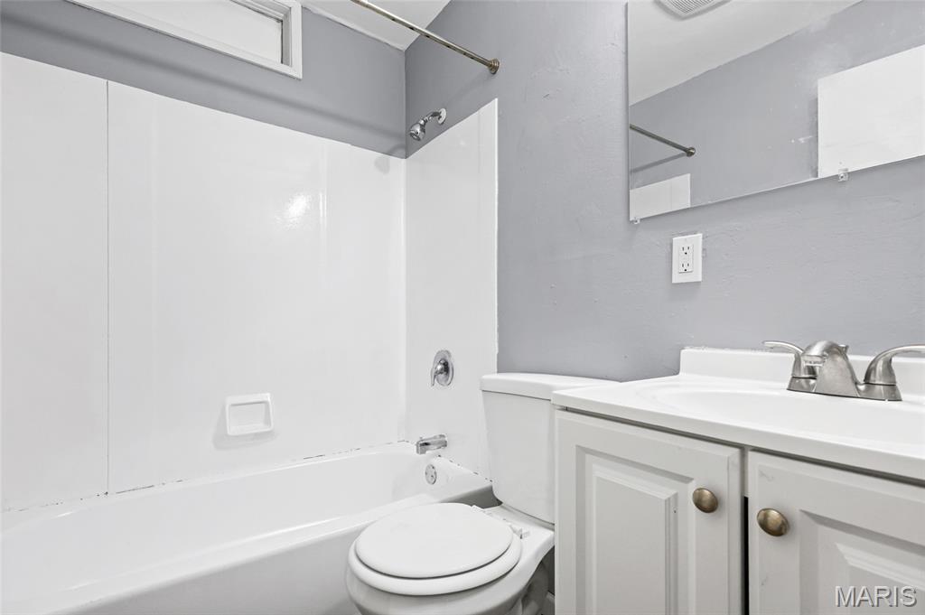 Paddock Hills 2 - Residential Lease