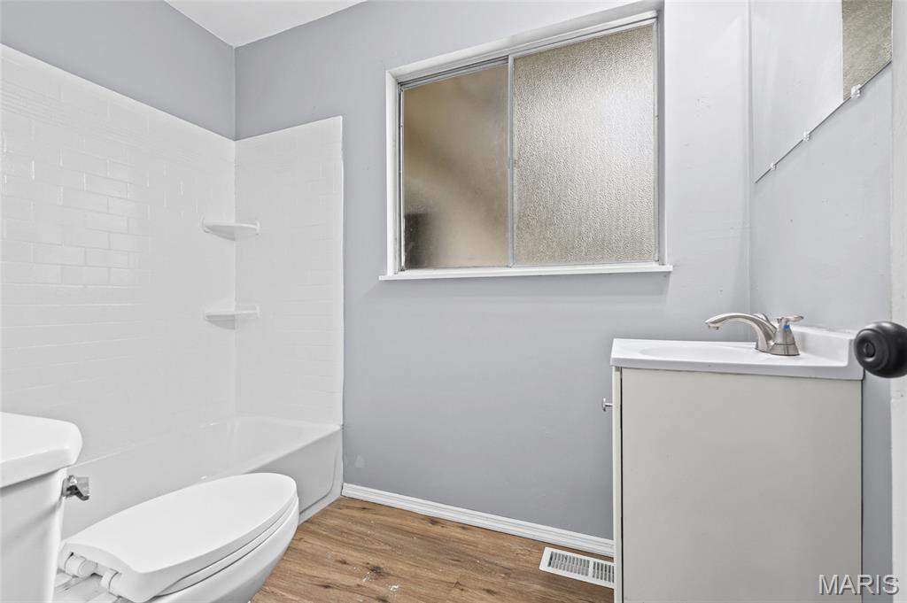Paddock Hills 2 - Residential Lease